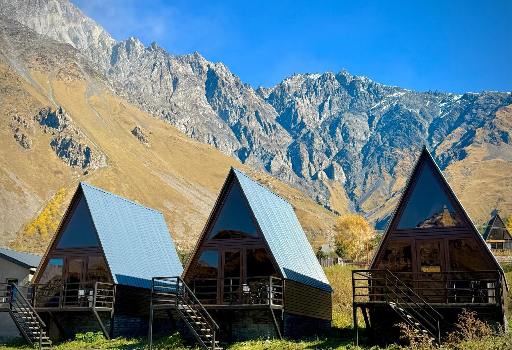 Cottages Dila Stepantsminda Exterior photo