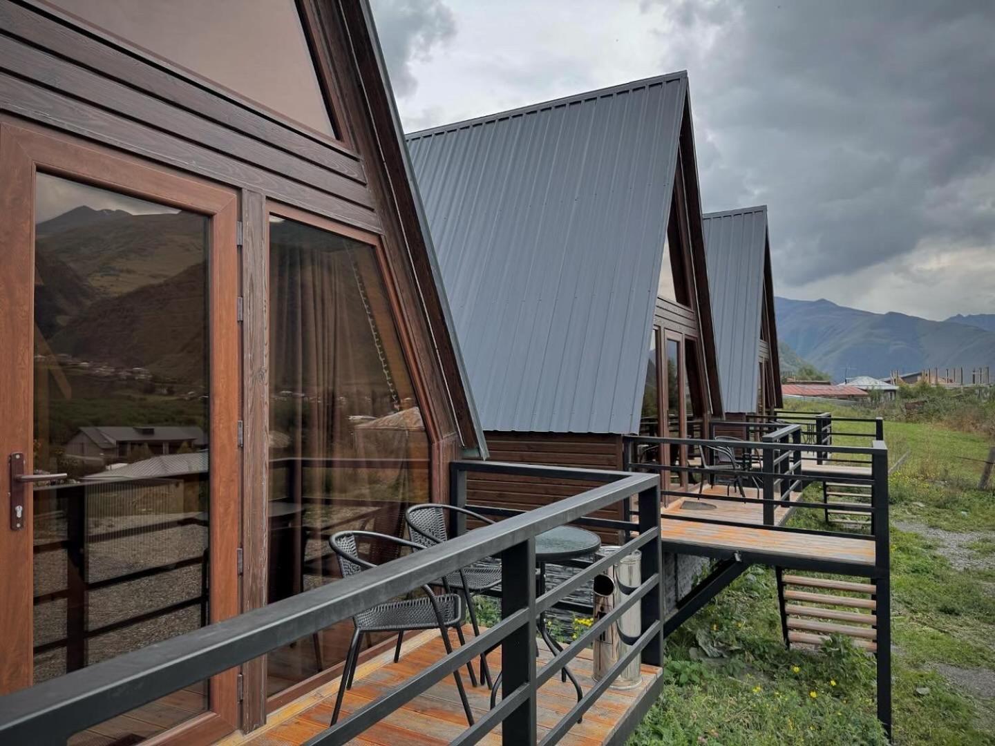 Cottages Dila Stepantsminda Exterior photo